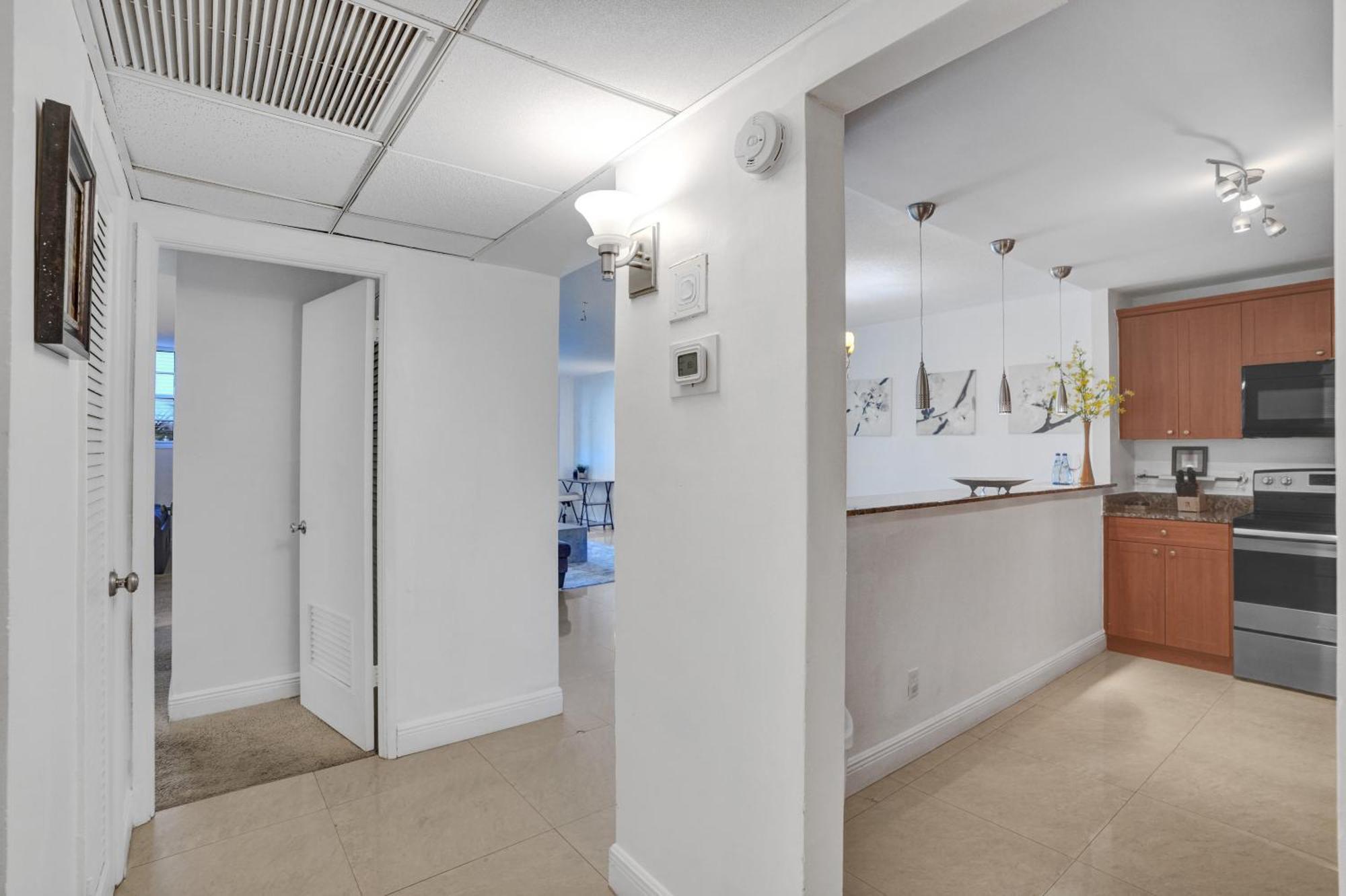 Ocean Reserve Luxury Condos Across From Sunny Isles Beach Маями Бийч Екстериор снимка