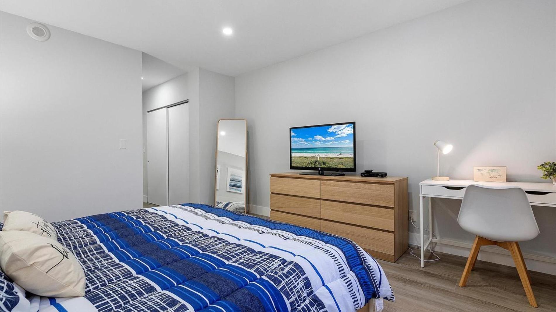 Ocean Reserve Luxury Condos Across From Sunny Isles Beach Маями Бийч Стая снимка
