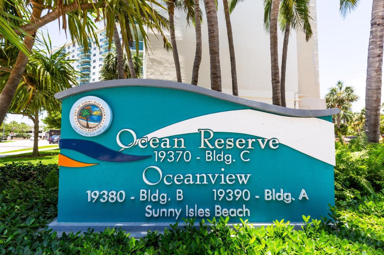 Ocean Reserve Luxury Condos Across From Sunny Isles Beach Маями Бийч Екстериор снимка